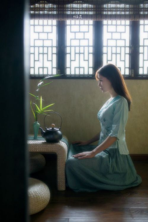 特奥火力全开！连轰两记重炮屠戮皇家社会，拉齐奥在争议与惊叹中拉开晋级差距